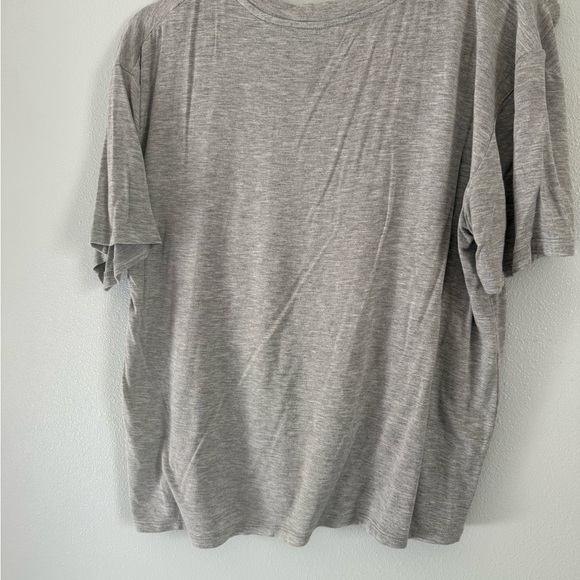 Daily Ritual Women’s Bamboo Lightweight Gray Short-Sleeve Pocket Tee Size Small - Picture 4 of 4